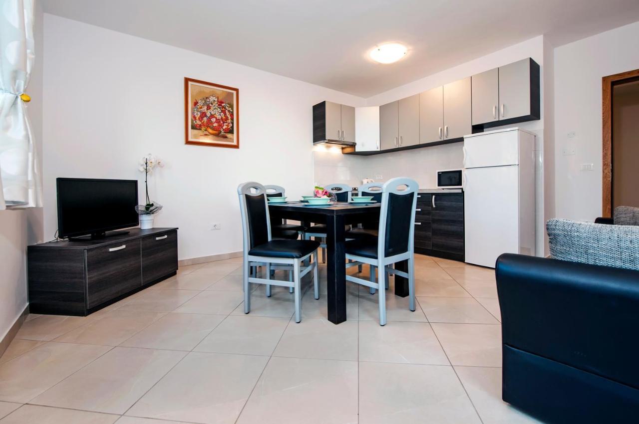 Apartments Centener Rovinj Exterior photo